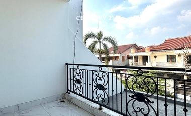 Dijual Rumah BrandNew American Classic  Dijalan Utama Hook