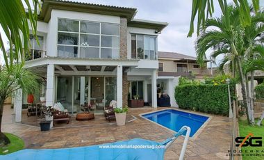 VENTA CASA URB LAGUNA DEL SOL - KM7 VIA A SAMBORONDON