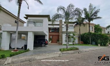 VENTA CASA URB LAGUNA DEL SOL - KM7 VIA A SAMBORONDON