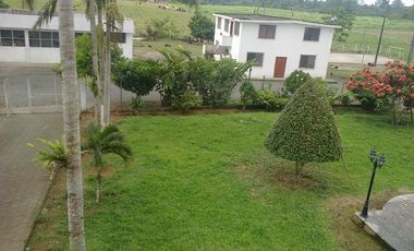 Venta de Hacienda Via Santo Domingo - Quevedo