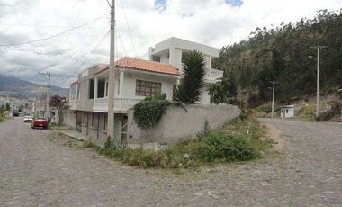 Venta de casa en Otavalo ciudadela Miravalle