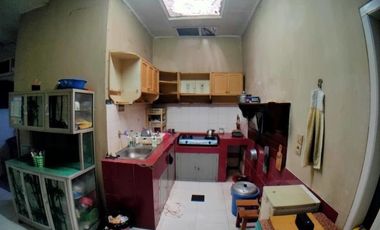 Rumah Larangan Utara Pinggir Jalan Cocok Usaha dan Kostan