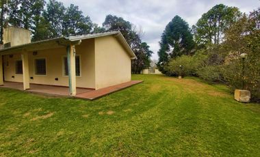 Hermosa Casa Quinta En Venta ¡3.000 m2 de terreno! Barrio Parque Exaltación