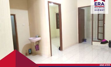 Disewakan Rumah Luas Siap Huni Lingkungan Asri Dekat Stasiun Bekasi