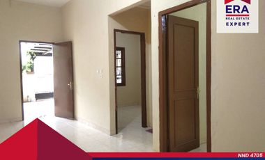 Disewakan Rumah Luas Siap Huni Lingkungan Asri Dekat Stasiun Bekasi