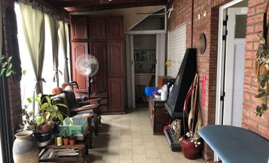 Casa para 2 Familias en venta en Wilde Centro