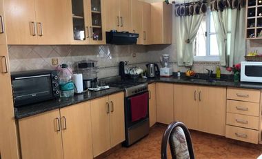 Casa para 2 Familias en venta en Wilde Centro