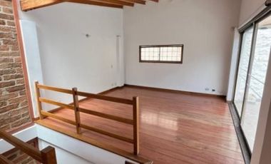 casa en arriendo en la doctora. Cod A6561