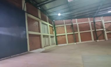 bodega en arriendo en los chilcos. Cod A112276