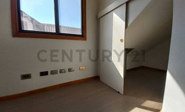 Se vende casa en condominio de Villaseca