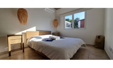Moderno 2 Amb a Estrenar en Pinamar con pileta, cochera y baulera
