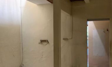 Rumah Disewakan 2 Lantai Lokasi di Babatan Indah, Wiyung