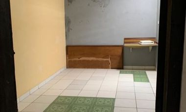 Rumah Disewakan 2 Lantai Lokasi di Babatan Indah, Wiyung