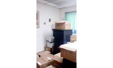 Se venden oficinas completamente amobladas, amplias y modernas