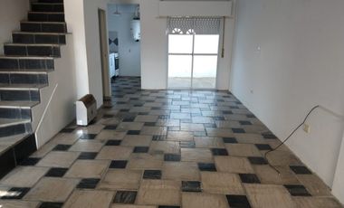 Casa con Departamento en venta en San Antonio de Padua Norte