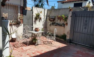 Casa con Departamento en venta en San Antonio de Padua Norte