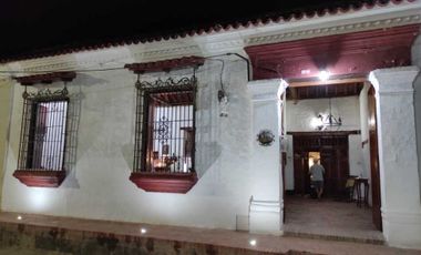 Venta/alquiler por días de Casa Hotel En Mompox - Bolivar (TB)