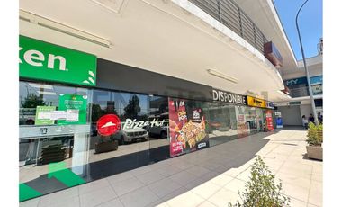 SE ARRIENDAN LOCALES COMERCIALES EN LA REINA