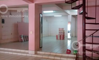 Local Comercial de 2 niveles en Venta en calle Agustín de Iturbide, Col. Centro, Minatitlán, Ver.