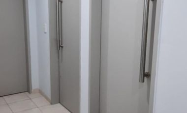HERMOSO DPTO 2 AMBIENTES, SEMINUEVO, SOBRE AV. SAN MARTIN
