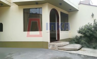 HERMOSA CASA EN VENTA EN ZONA SEGURA  Y TRANQUILA DE ATE
