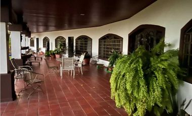 VENDO FINCA DE 22 HECTAREAS CON HERMOSA CASA BUGABA