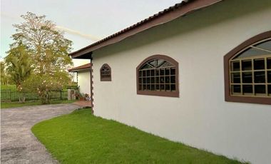 VENDO FINCA DE 22 HECTAREAS CON HERMOSA CASA BUGABA