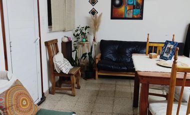INVERSION con RENTA Asegurada - Casa   Deptos   Local 347 m2 Cubiertos - Jardín