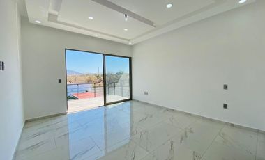 Casa en Fraccionamiento en Paraíso Country Club Emiliano Zapata - CAEN-859-Fr*