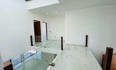 Casa en Fraccionamiento en Paraíso Country Club Emiliano Zapata - CAEN-859-Fr*