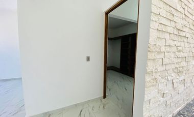Casa en Fraccionamiento en Paraíso Country Club Emiliano Zapata - CAEN-859-Fr*