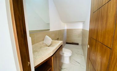 Casa en Fraccionamiento en Paraíso Country Club Emiliano Zapata - CAEN-859-Fr*
