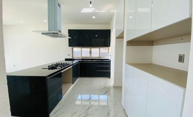 Casa en Fraccionamiento en Paraíso Country Club Emiliano Zapata - CAEN-859-Fr*