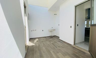 Casa en Fraccionamiento en Paraíso Country Club Emiliano Zapata - CAEN-859-Fr*