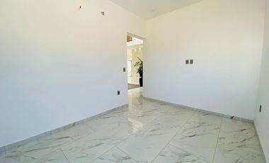 Casa en Fraccionamiento en Paraíso Country Club Emiliano Zapata - CAEN-859-Fr*