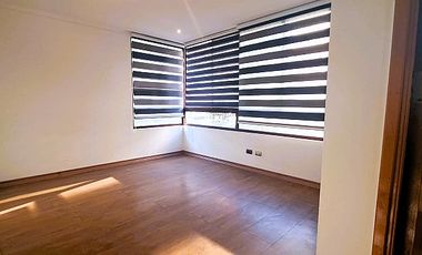 LAS VIOLETAS / RICARDO LYON