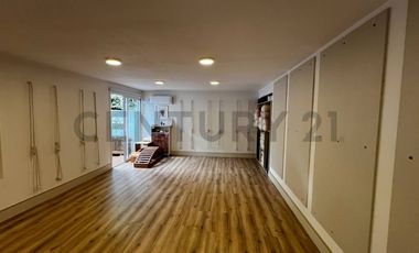 Excelente Oportunidad Local Comercial en la Dehesa