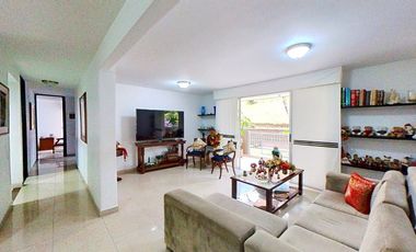 Venta Apartamento – Cristo Rey. Cod V13493