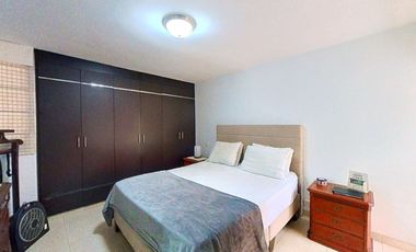 Venta Apartamento – Cristo Rey. Cod V13493