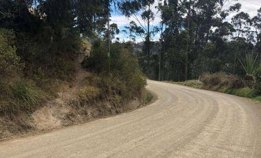 Terreno en venta, Sector Lourdes Ricaurte Cuenca.