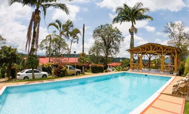 finca en venta en finca villa rosita. Cod V14020