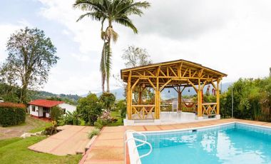 finca en venta en finca villa rosita. Cod V14020