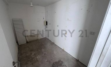 Arriendo local comercial en Strip Center El Santuario