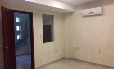 Local en Renta en Av. Marti, Fracc. Reforma,Veracruz, Ver. GRL-0096