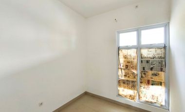 Rumah SHM 2 Lt Siap KPR 15 Mnt ke Scientia Square Park J-41131