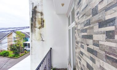 Rumah SHM 2 Lt Siap KPR 15 Mnt ke Scientia Square Park J-41131