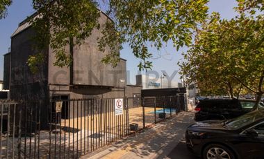 Local Comercial en venta en Vitacura.... con gran potencial!!!