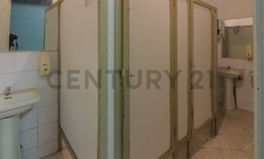 Local Comercial en venta en Vitacura.... con gran potencial!!!