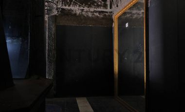 Local Comercial en venta en Vitacura.... con gran potencial!!!