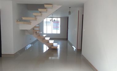 casa en venta en los patios. Cod V8787